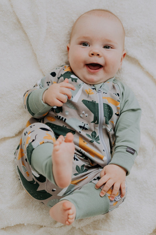 Breden – Baby-Schlafoverall | FREDA – Autumn Forest Animals