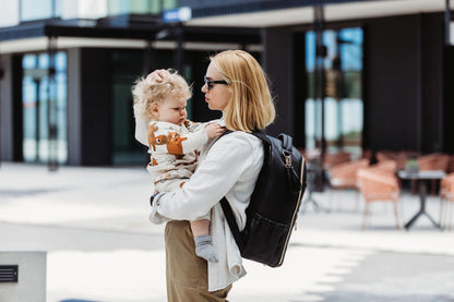 Ally Scandic - Großer Wickelrucksack | Espresso - Panda Pals